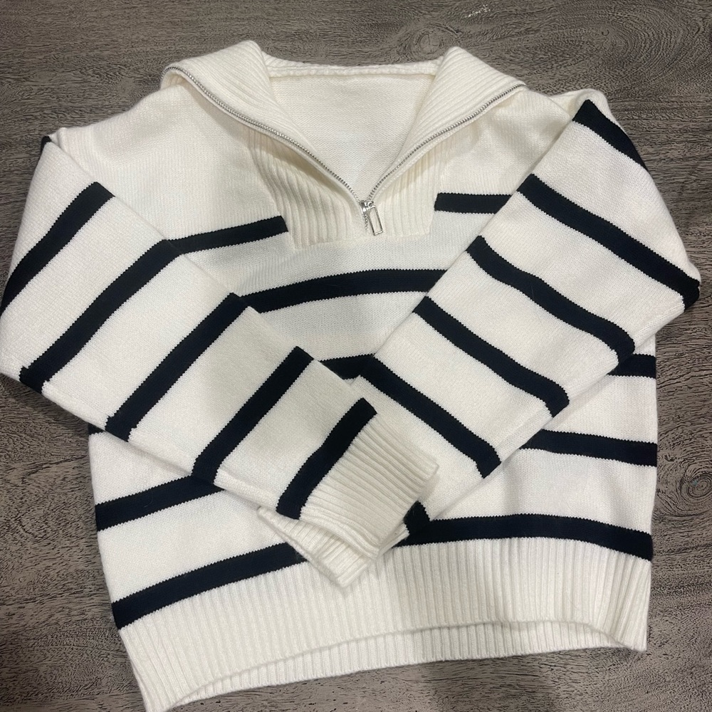 Striped Sweater with Collar Zipper